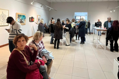 ‘Nisan Geçidi Çağdaş Sanat Sergisi’ Ayvalık’ta sanatseverlerle buluşuyor
