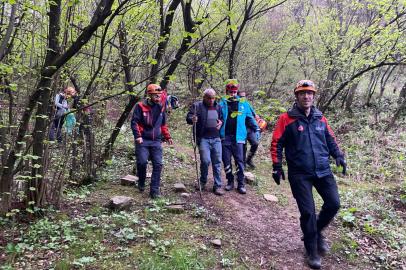 Bursa'da ormanlık alanda mahsur kalan kişi kurtarıldı