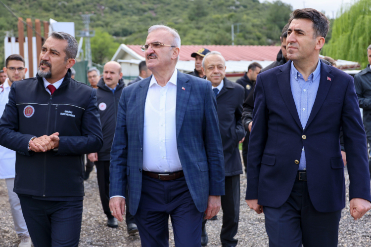 Sahipsiz dostlara güvenli yuva: Bilecik'te başıboş hayvan sorunu çözülüyor! - Bursa Hayat Gazetesi-4