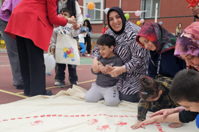 Özel çocuklar renkli aktivitelere katılarak farkındalık yarattı