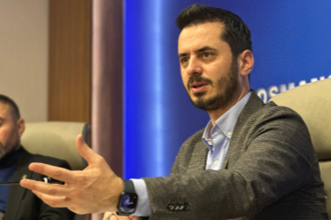 AK Parti Osmangazi İlçe Başkanı Kurtuluş: “Artık haddini bil!”