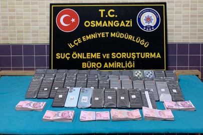 Bursa’da yurda kaçak sokulan 47 telefon ele geçirildi