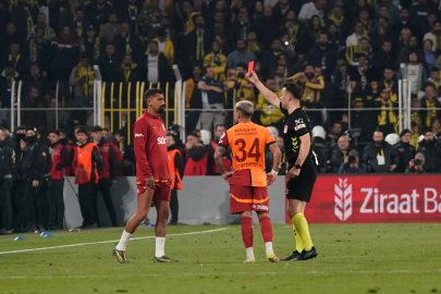 Galatasaraylı iki futbolcuya ceza!