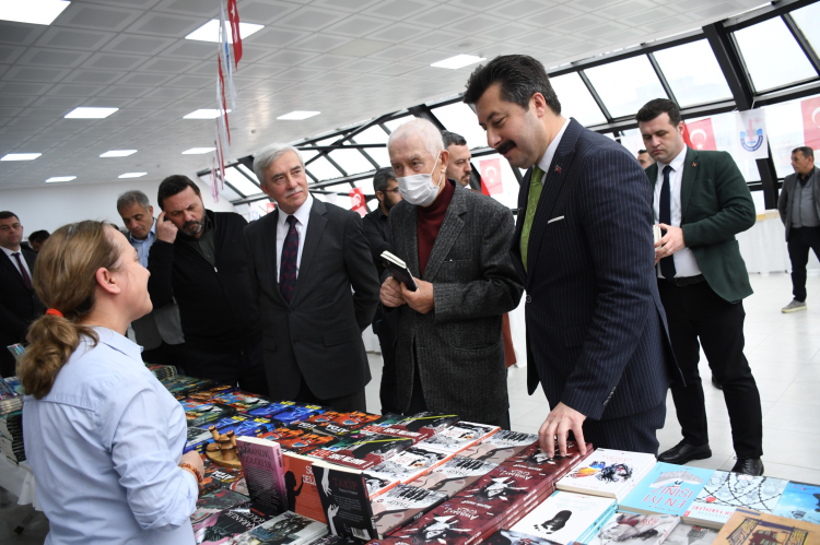 Yenişehir 6. Kitap Fuarı başladı -Bursa Hayat-2