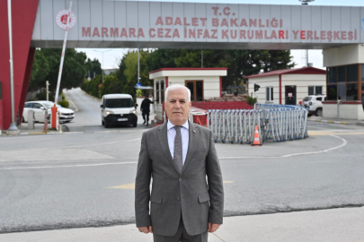 CHP Bursa İl Başkanı Nihat Yeşiltaş ve Büyükşehir Belediye Başkanı Mustafa Bozbey, Ekrem İmamoğlu’nu ziyaret etti