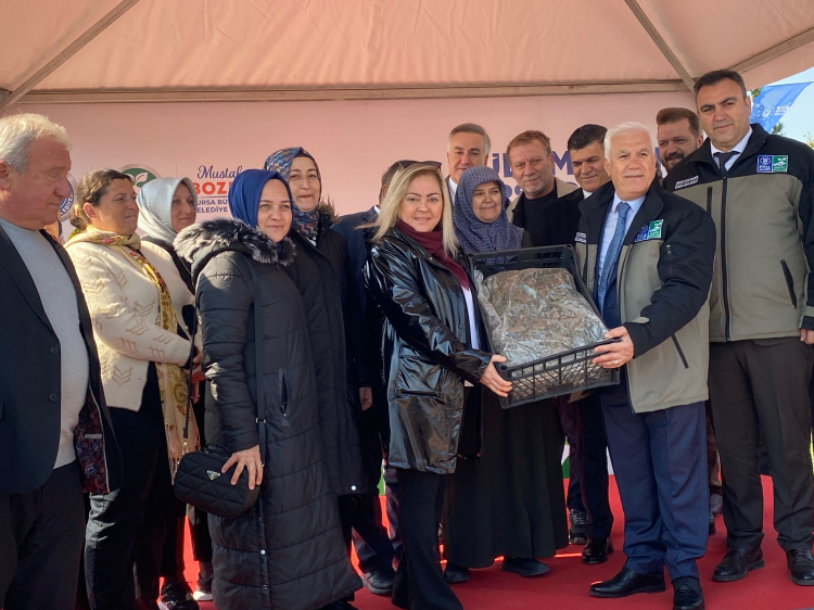 Büyükşehir’in çiftçiye desteği sürüyor -Bursa Hayat-2