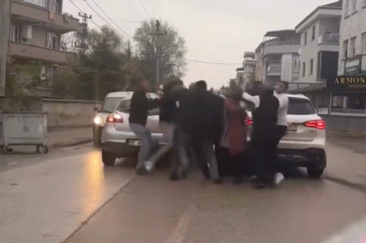 Bursa'da yol verme kavgasında bir kişi hastanelik oldu