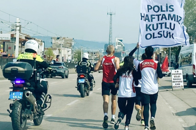 Bursa’da polis haftasında maratonculardan anlamlı koşu