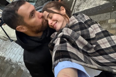 İlayda Alişan ve Oğulcan Engin Paris’te romantik tatilde