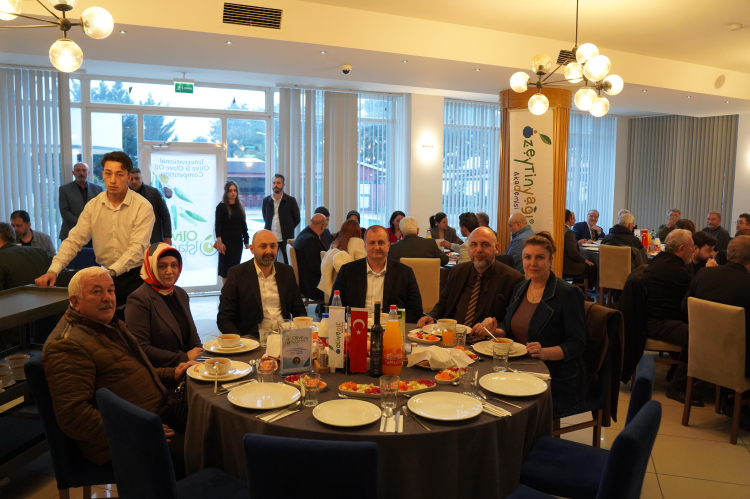 Zeytinin kalbi Bursa’da attı: Olive İstanbul gala gecesi sektörü buluşturdu - Bursa Hayat Gazetesi-3