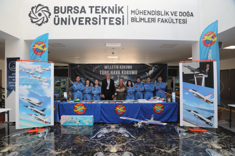 Bursa Teknik Üniversitesi sektörün devlerini öğrencilerle buluşturuyor - Bursa Hayat Gazetesi-4