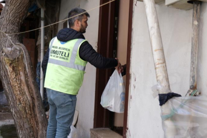 İnegöl Belediyesi’nde yaşlılara vefa: İhtiyaçlar kapıya kadar geliyor