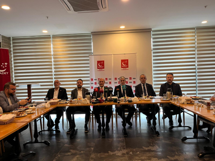 Saadet Partisi Bursa Teşkilatı, Büyükşehir’in 1 yıllık performansını değerlendirdi -Bursa Hayat-3