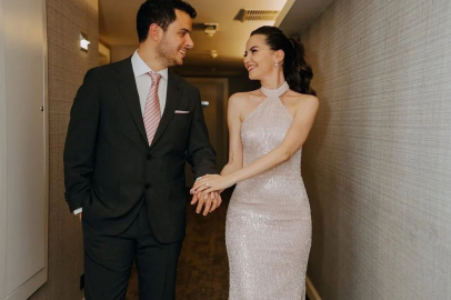 Ezgi Şenler’den renkli nişan!