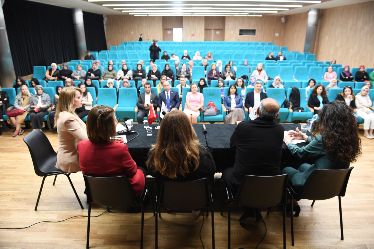 Osmangazi’de kanserle mücadele konusunda bilinçlendirici etkinlik - Bursa Hayat Gazetesi-2