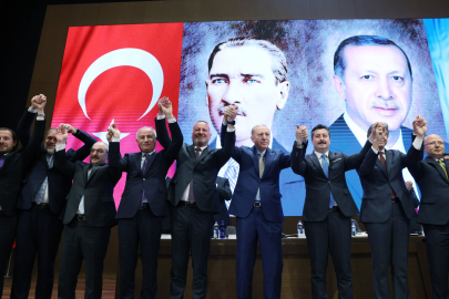 Karacabey ve Yenişehir Belediye Başkanları AK Parti’ye katıldı