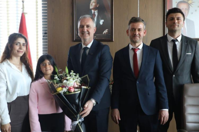 İnegöl’de 23 Nisan coşkusu: Küçük Başkan Aynur’dan anlamlı mesaj!
