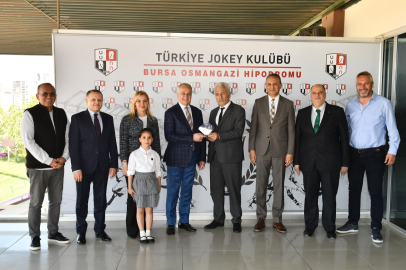 Mustafakemalpaşa Belediye Koşusu büyük ilgi gördü!