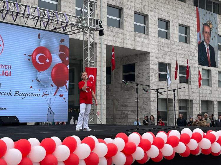 Bursa Valiliği’nden 23 Nisan coşkusu: Nilüfer Cumhuriyet Meydanı’nda renkli etkinlikler - Bursa Hayat Gazetesi-7