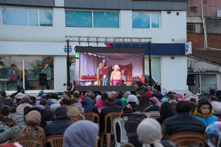 Bursa Orhangazi’de bayram şenliği gönülleri fethetti - Bursa Hayat Gazetesi-5
