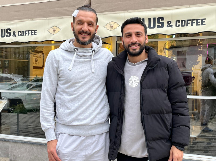 Bursa’da iki futbolcunun ticari başarısı! -Bursa Hayat-2