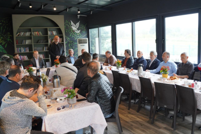 Başkan Aydın’dan yerel müzisyenlere moral kahvaltısı