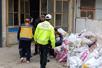 Bursa’da 4 yaşındaki çocuk 1. kattan düştü, molozlar hayatını kurtardı