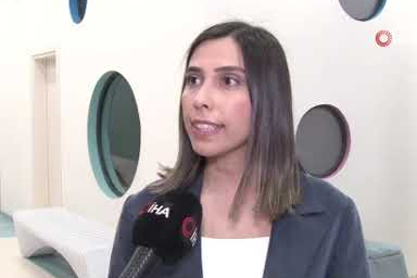 Türk gençliği sosyal medyada küresel ortalamanın üzerinde vakit geçiriyor