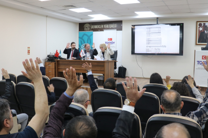 TOSYÖV'de Kazangil yeniden güven tazeledi