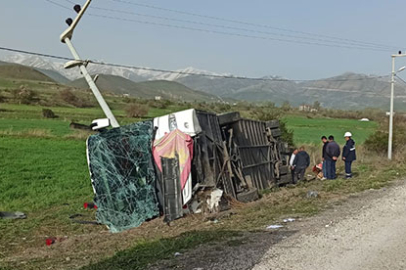 Yolcu otobüsü devrildi: Yaralılar var!