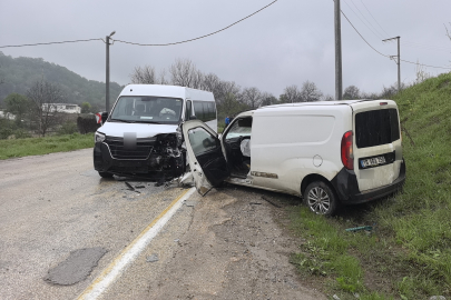 Bursa İnegöl'de işçi servisi kaza yaptı! Çok sayıda yaralı var