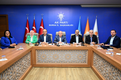 AK Parti Bursa İl Başkanlığı'nda milletvekilleriyle istişare toplantısı