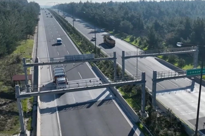 Türkiye yol güvenliğinde kararlılıkla ilerliyor: Kara noktalarda kazalar azalıyor