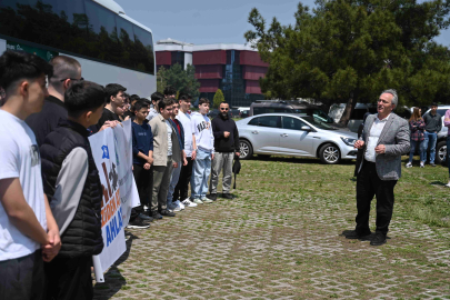 Gençler tarihle buluşuyor: Ahlat yolculuğu bu kez erkek öğrencilerle devam ediyor