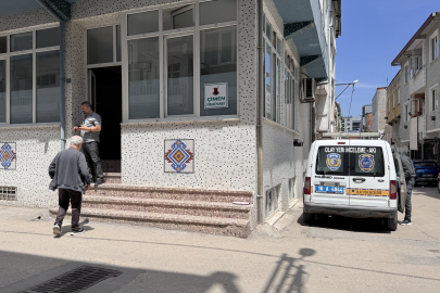 Bursa’da kahvehaneye 4 kurşunla saldırı!