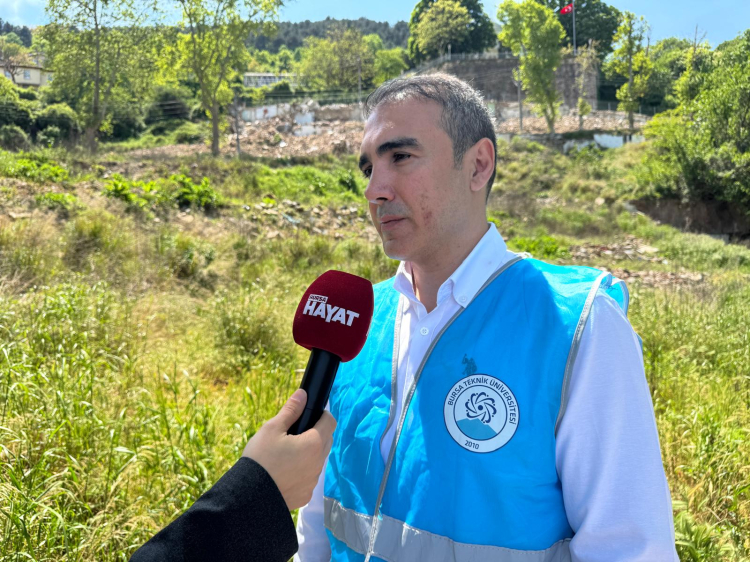 Prof. Dr. Eyübhan Avcı’dan uyarı! ‘Bursa’da heyelan riski göz ardı edilmemeli’ -Bursa Hayat-2