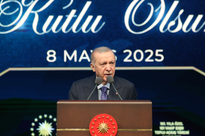 Cumhurbaşkanı Erdoğan'dan vakıflara gençlerin yuva kurmasına destek çağrısı