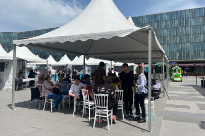 Bursa Kent Meydanı’nda Eğitim ve Kariyer Fuarı düzenlendi