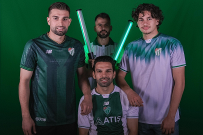 Bursaspor’un efsane forması yeniden raflarda
