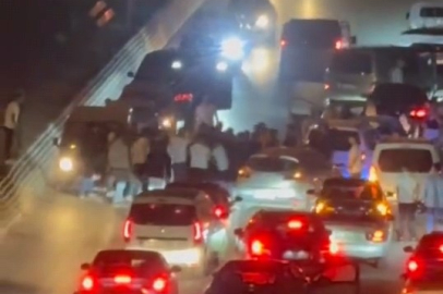 Bursa’da asker konvoyunda tekme yumruklu kavga