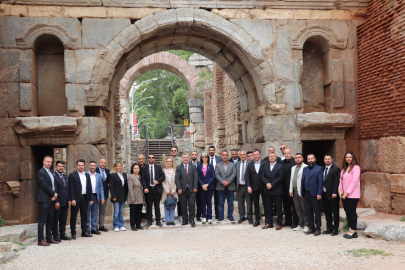 Anahtar Parti Bursa heyeti İznik ilçesine çıkarma yaptı