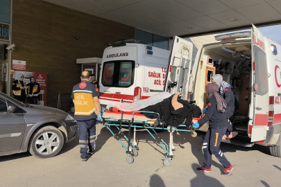 İnegöl'de otomobil ile motosiklet çarpıştı: 2 yaralı!