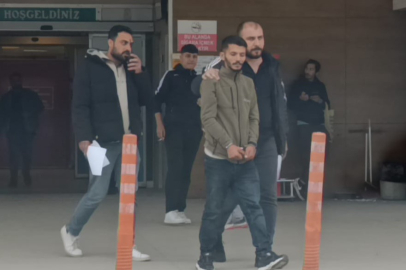 Bursa’da sosyal medyadan tanıştığı genci 300 bin lira dolandırdı