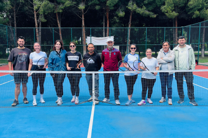 Orhangazi’de tenis turnuvası: 45 sporcu şampiyonluk için mücadele ediyor