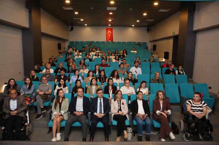Bursa Nilüfer’de engelsiz bir yaşam için farkındalık konferansı - Bursa Hayat Gazetesi-4