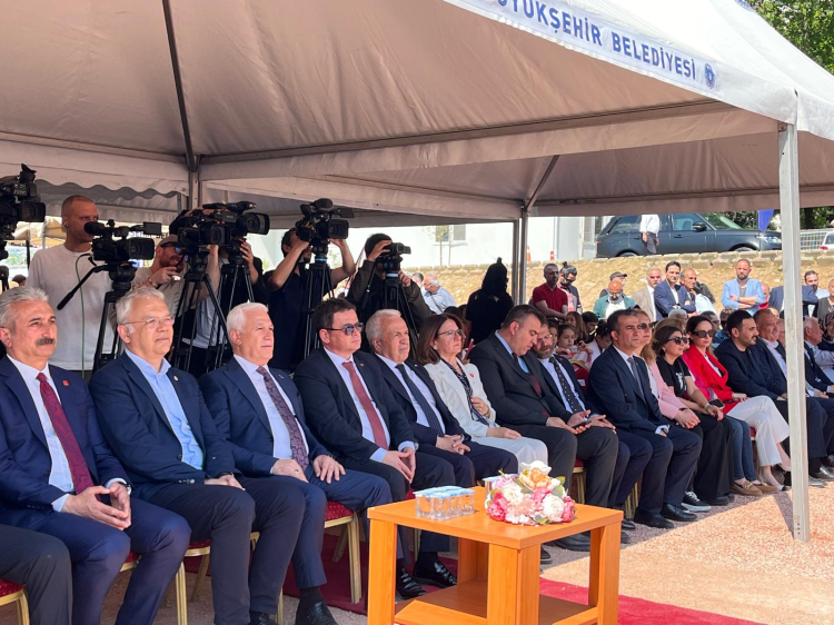 Atatürk Spor Salonu’nun temeli 19 Mayıs’ta atıldı - Bursa Hayat Gazetesi-2