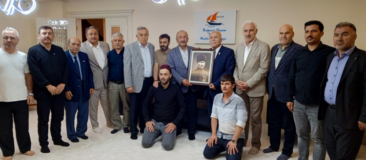 İYİ Parti Yıldırım’dan Bağımsız Yaşam Derneği’ne destek ziyareti -Bursa Hayat-2