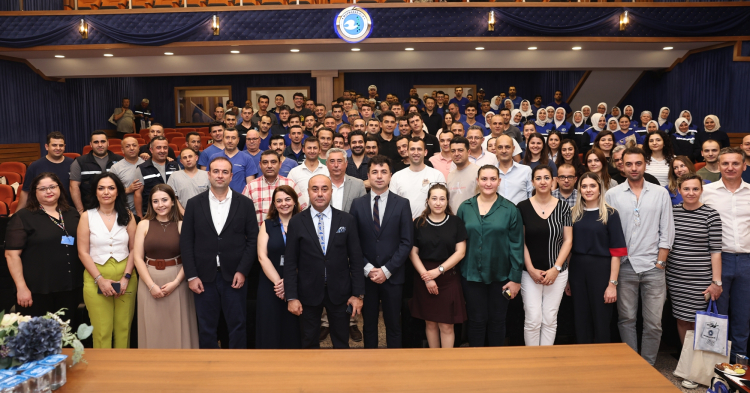 Uğur Uzunel, Rıfat Ilgaz’ı Marmarabirlik çalışanlarına anlattı - Bursa Hayat Gazetesi-4