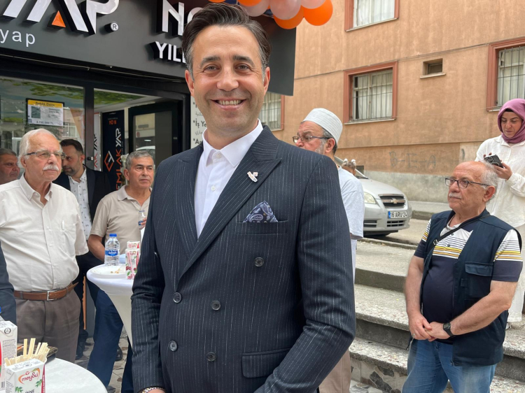 Emlakyap, yeni nesil dijital ofis anlayışıyla Bursa’da hizmete başladı -Bursa Hayat-2