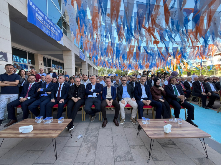 AK Parti Bursa Teşkilatı bayramda birlik mesajı verdi-Bursa Hayat Gazetesi-2